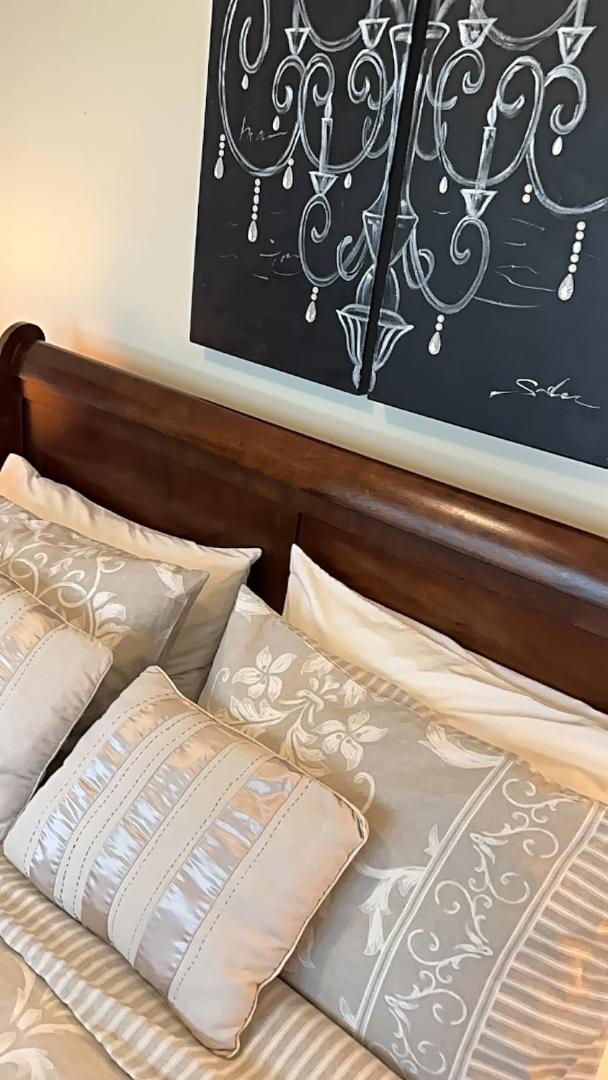 - Self Catering House Holiday home *