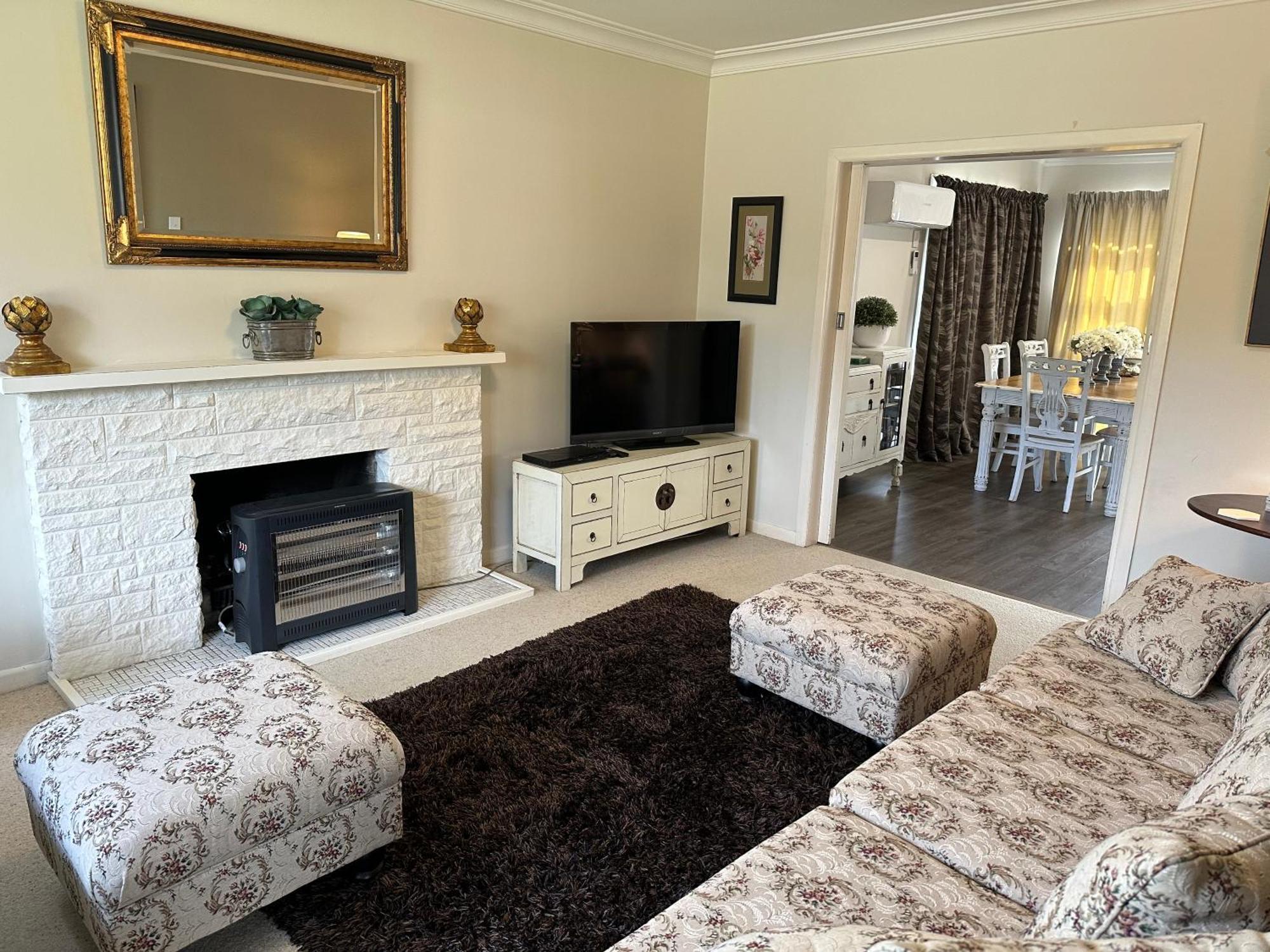 - Self Catering House Holiday home Cambridge